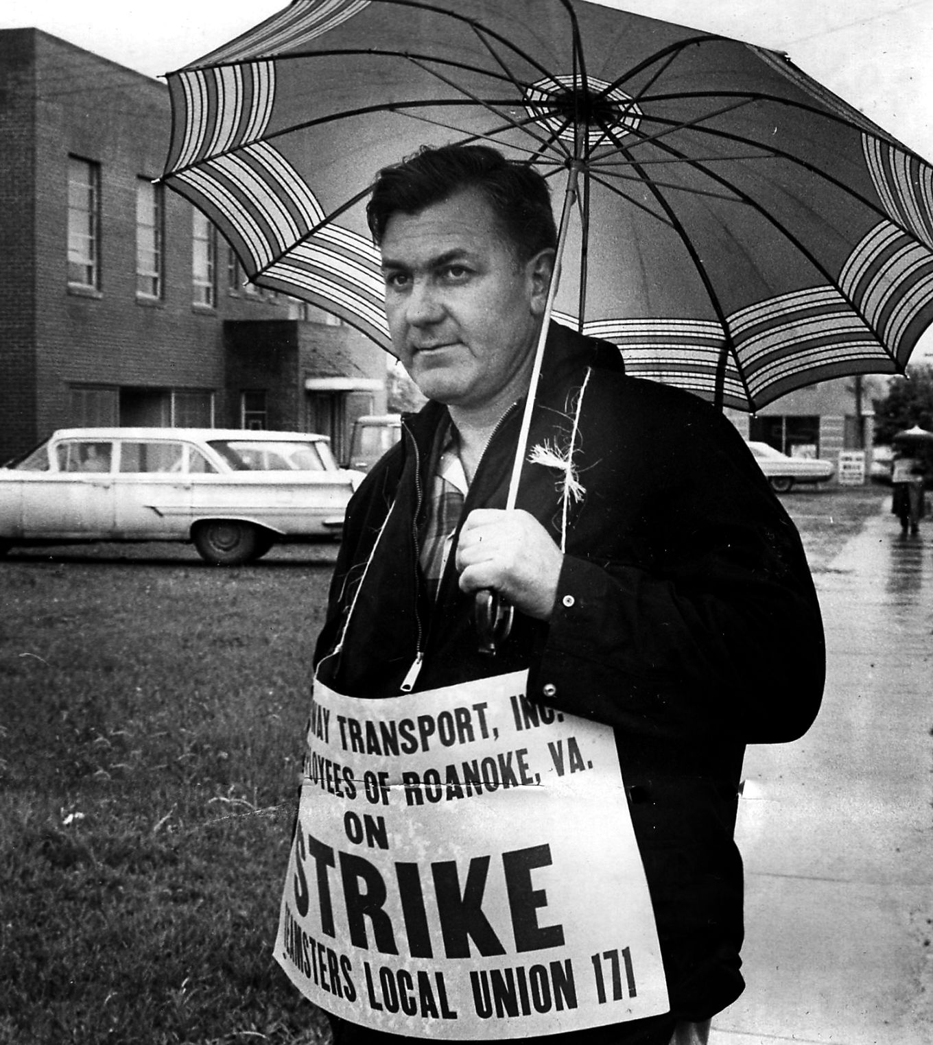 1966-05-2 Picketing Transport firm